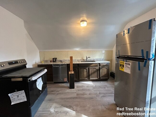 Photo - 7 Aldie St Unidad 1.5-bed 1 bath Allston Rental
