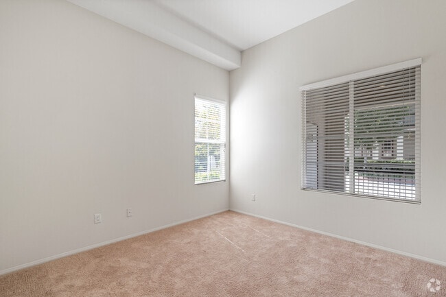 3 BR 2BA - 1,255SF