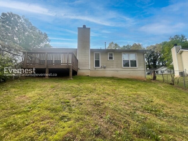 Photo - 2132 Briar Glen Ln SW