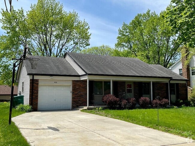 Building Photo - 401 Castlewood Ln Rental