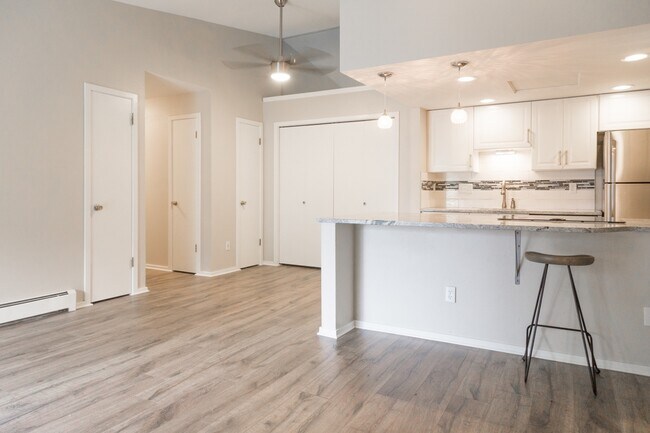 2800 Kalmia Ave Unit B306