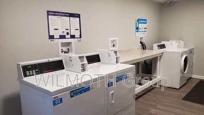 Photo - 129 W Hendricks St Unit 2