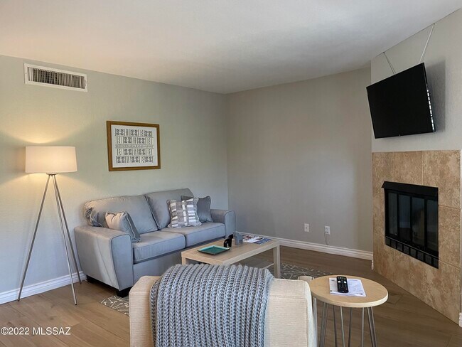 6651 N Campbell Ave Unit 234