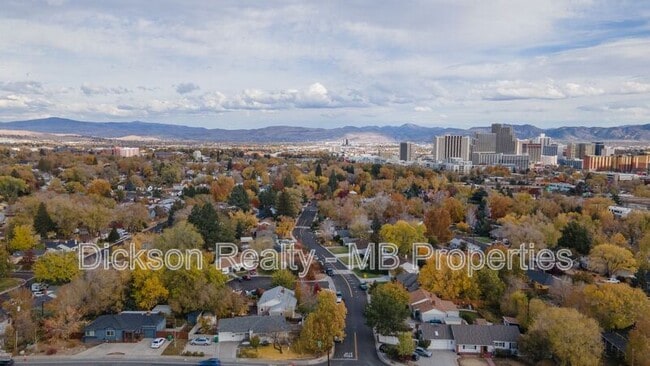 Photo - 1060 Whitaker Dr Unidad #B