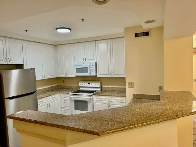 Building Photo - 175 Cottage St Unit 309