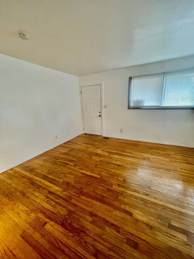 Photo - Introducing a charming 3 bedroom, 1 bathro...