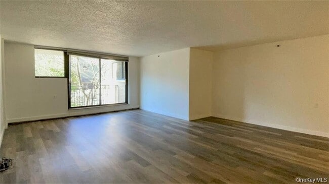 Photo - 25 Rockledge Ave Unit 301