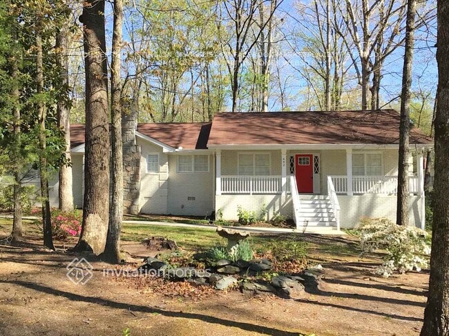 Building Photo - 492 Summit Ridge Dr