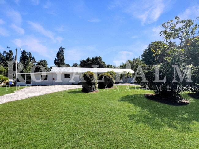 Building Photo - Coastal Comfort Meets Everyday Living – 1BR Home in Bokeelia – Sweet Lease Special – ONE MONTH FR...