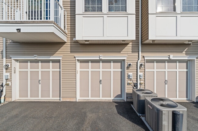 Photo - 147 Wesmont Dr