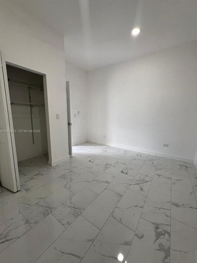 Photo - 1375 NE 135th St Unit B