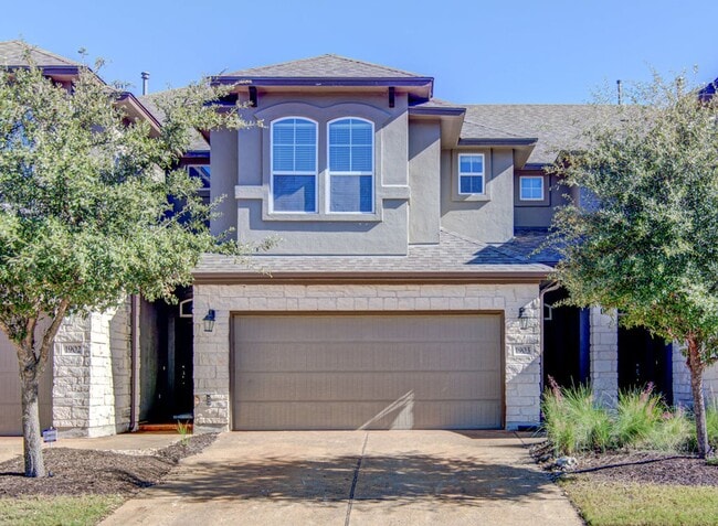 Building Photo - Cute as a Button 3/2.5 home in Parmer Village Townhomes, move-in ready!