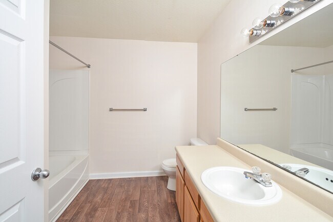 Bathroom - Cardinal Pointe at the Highlands