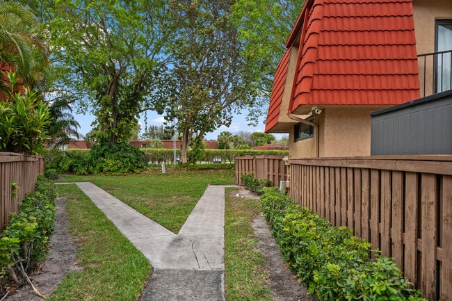 Photo - 8237 Severn Dr