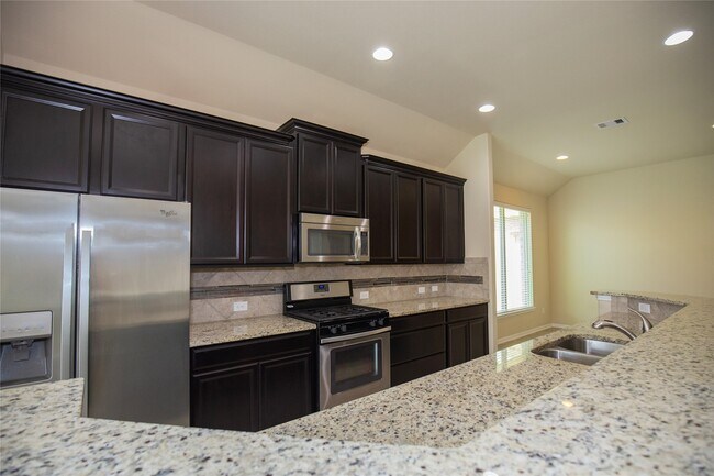 311 Lockridge Hill Ln