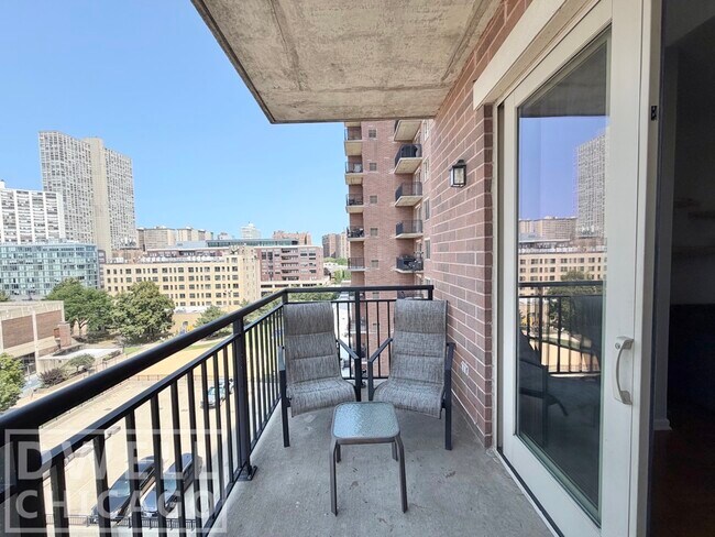 Photo - 828 W Grace St Unit 804