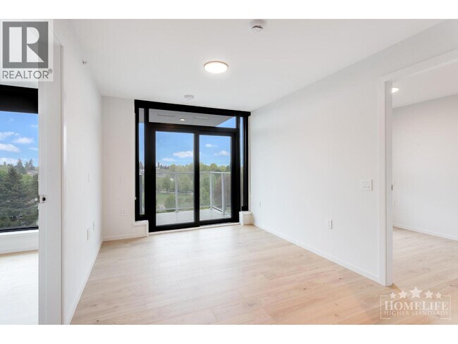 Photo - 2729 Kingsway Unit 708