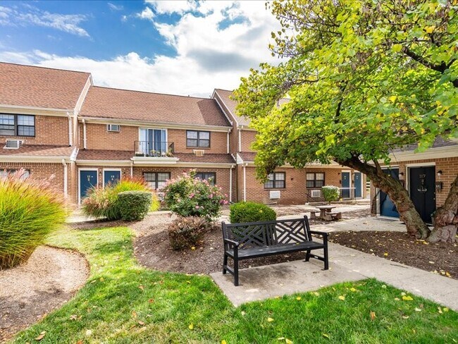 Photo - Freehold In-Town Commons