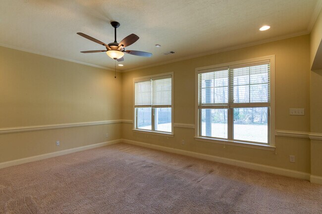 Photo - 7515 Lucas Ave