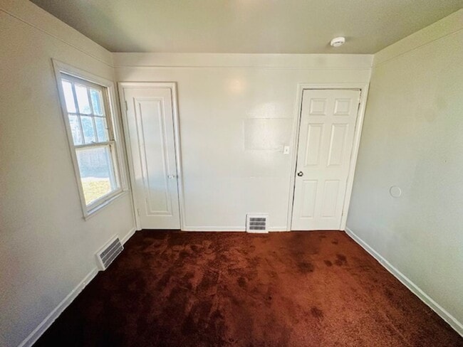 Photo - 2 Bedroom 1 Bath House For Lease Section 8...