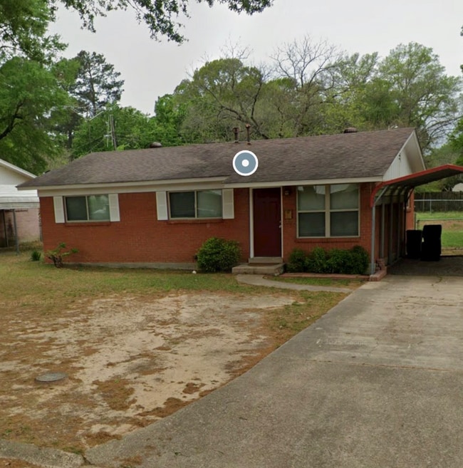 Building Photo - 3207 Locust St
