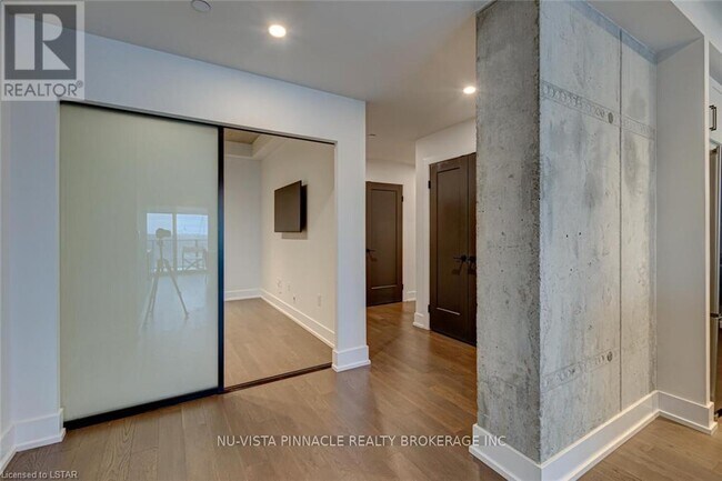 Photo - 505 Talbot St Unit 2206