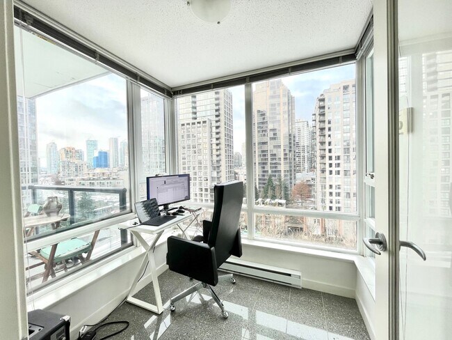 Photo - 1210-939 Expo Boulevard Unit 1210