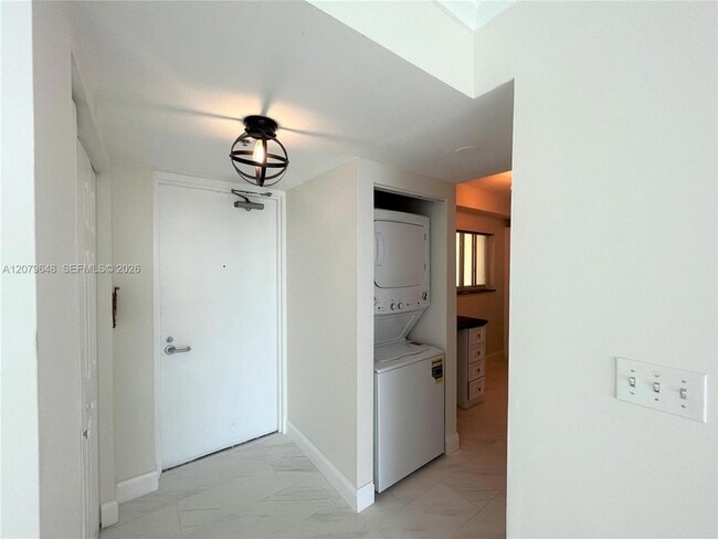 8888 Collins Ave Unit 308