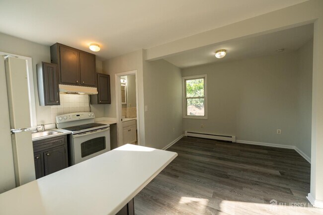 337 Convery Blvd Unit 2