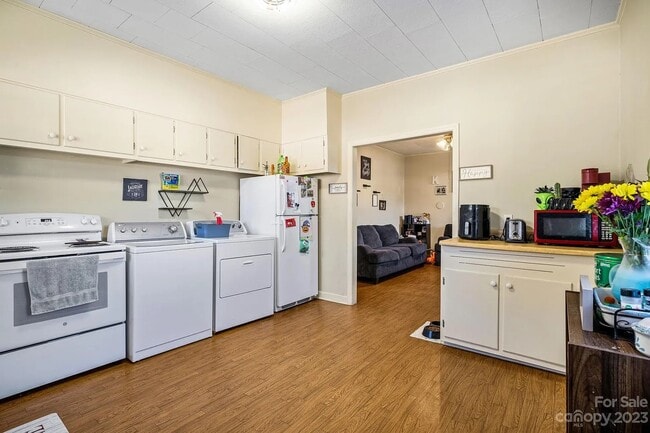 Photo - 4823 Calico Rd