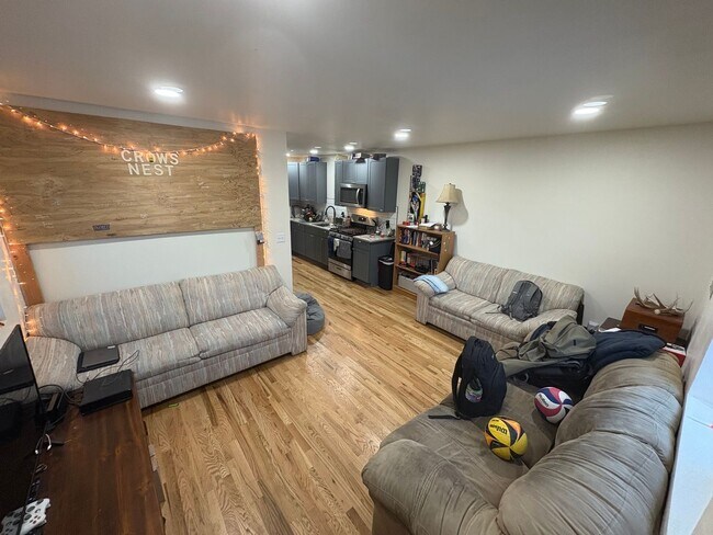 Photo - 216 E 7th St Unit 216 E 7th St. - #1