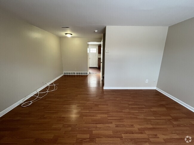Building Photo - Denrose Townhomes