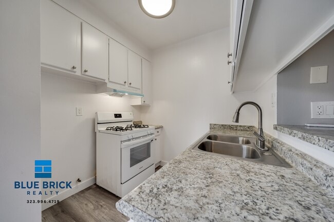 Photo - 8430 Cedros Ave Unit 107