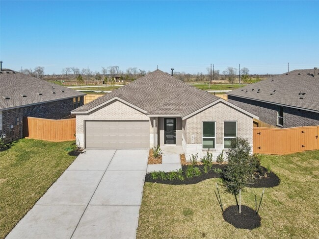 Building Photo - 823 Heaven Dr