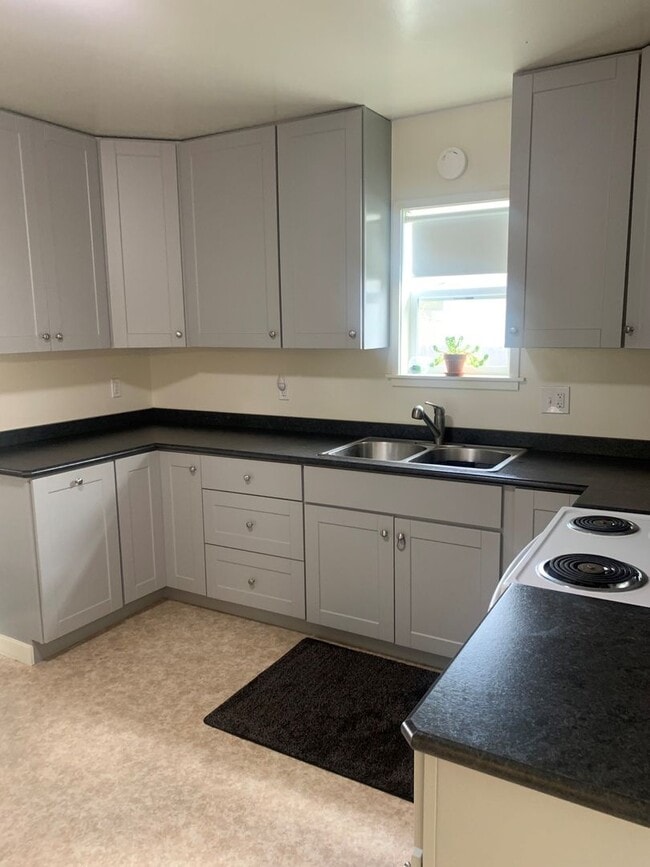 Photo - Clean 2 bedroom home