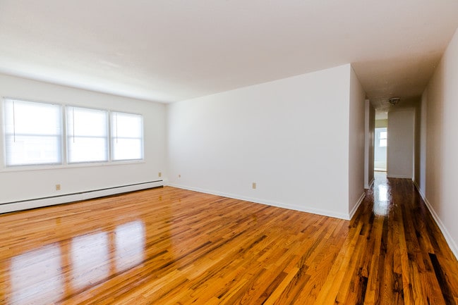 Photo - Cottage Street Apartments