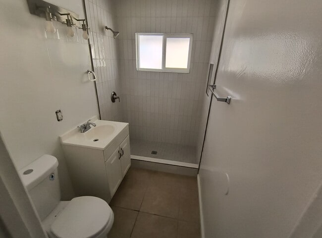 Photo - 2729-31 Snowdrop St Unit 2731 Snowdrop St, San Diego, CA 92105