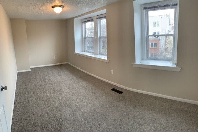 Photo - 3828 Lancaster Ave Unidad 2
