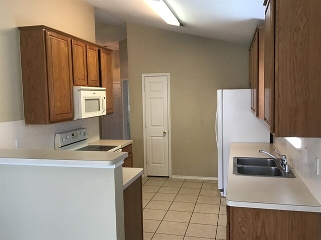 6020 Moor Hen Drive
