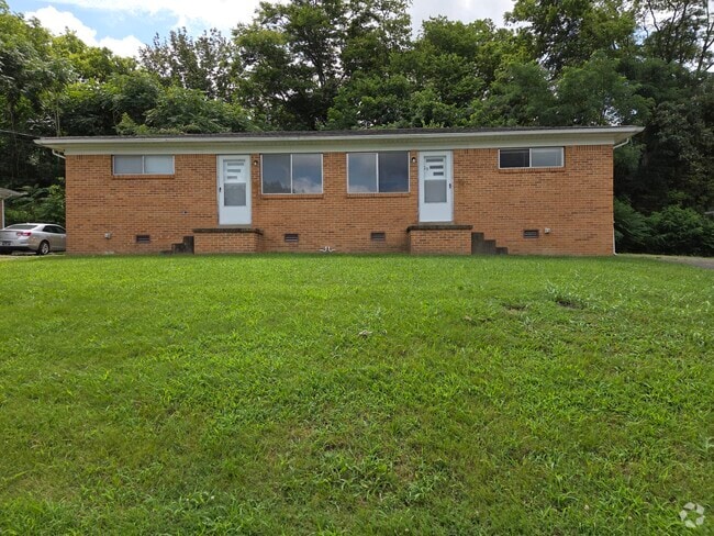 Building Photo - 109 Edgehill Dr Unit 109 Edgehill Rental