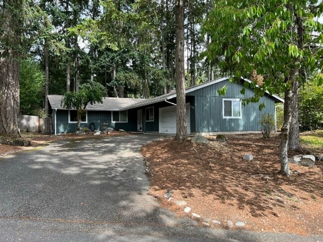 Photo - 7120 Sierra Dr SE