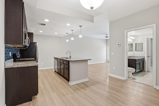 Photo - 3605 High Ridge Rd Unit 204