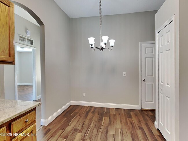 Photo - 1559 Guardian Dr