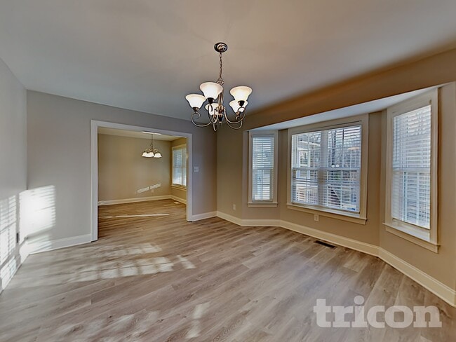Photo - 1322 Sasswood Ln