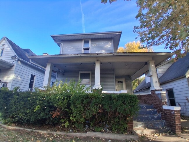 Building Photo - 603 South St