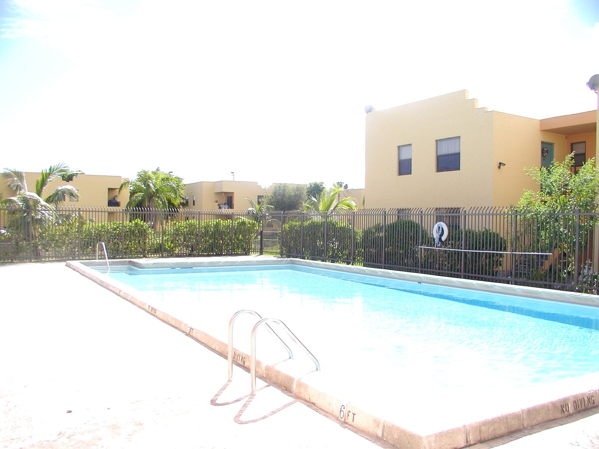 Photo - 556 NW 114th Ave Unit 204