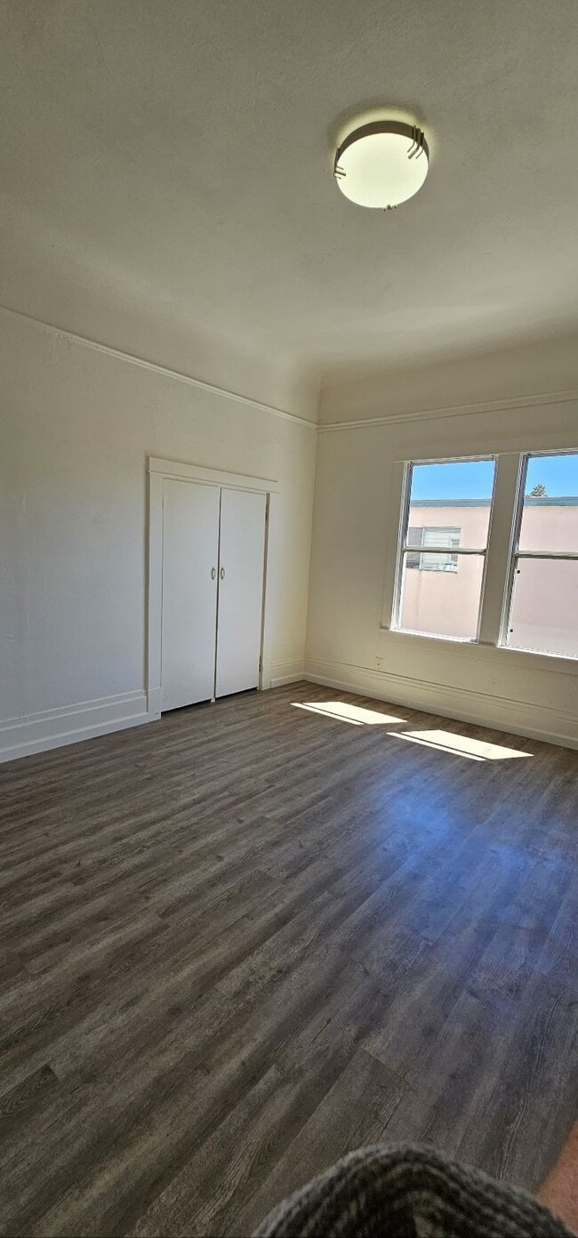 Photo - Enchanting & Sunlit Upstairs Unit – Recent... Unit A