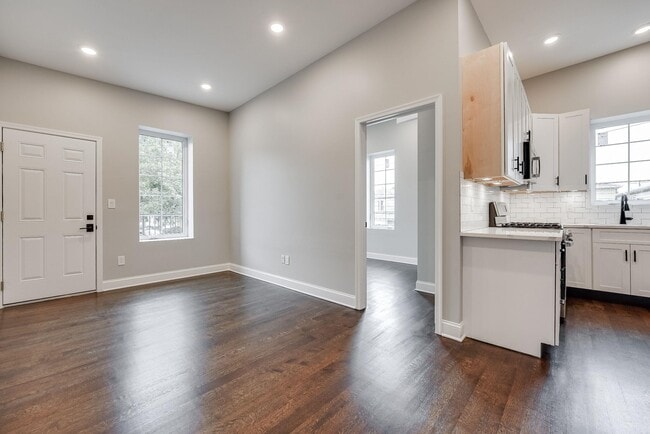 Photo - 130 West Side Ave Unit 2