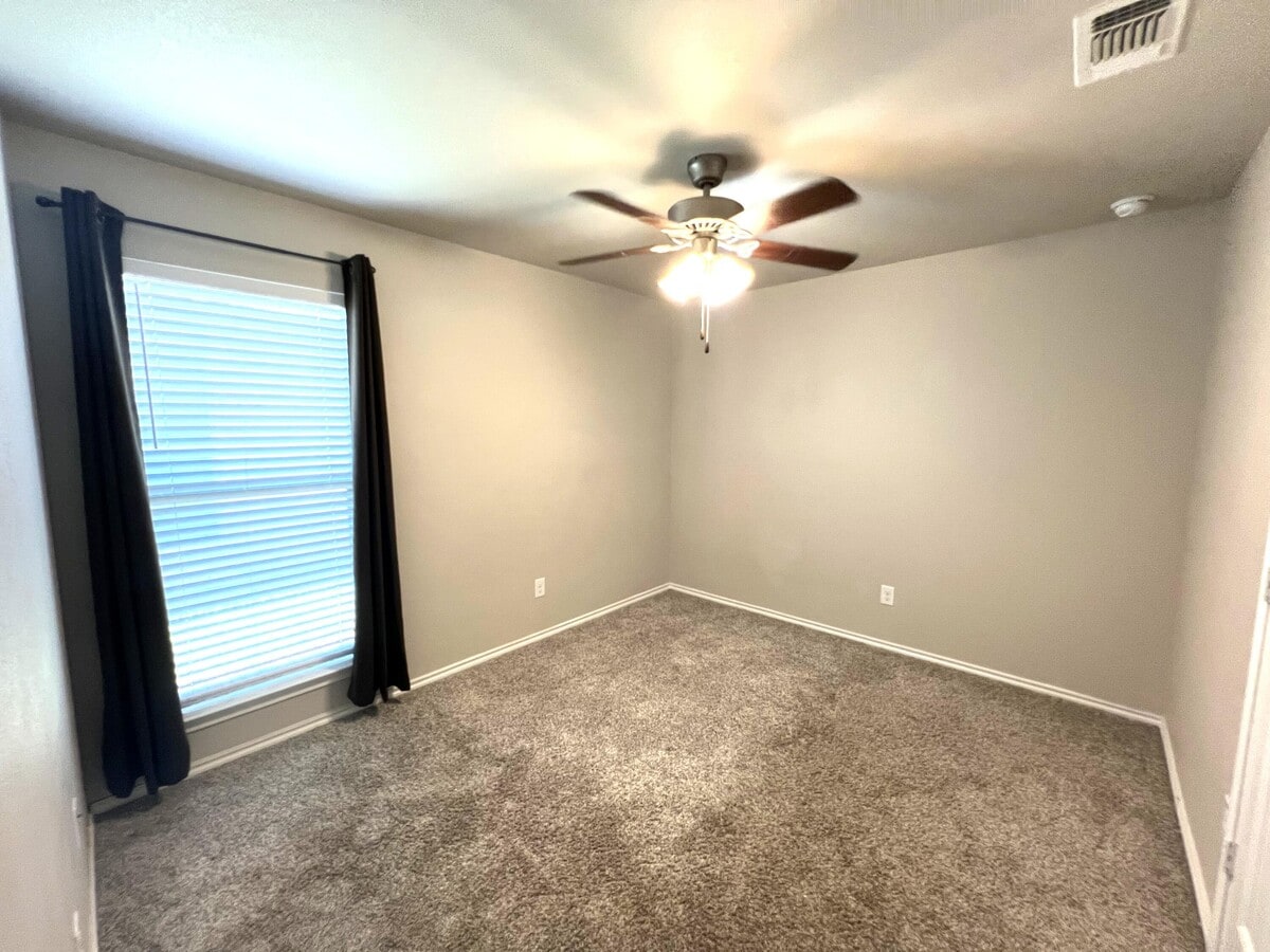 Photo - 3805 Primrose Avenue