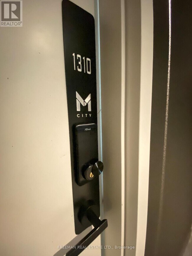 Photo - 3900 Confederation Pkwy Unit 1310